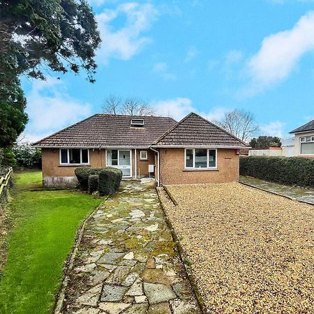The Lockett Wonderful Large Bungalow Plympton, Plymouth Free Parking By Staystaycations Exteriér fotografie