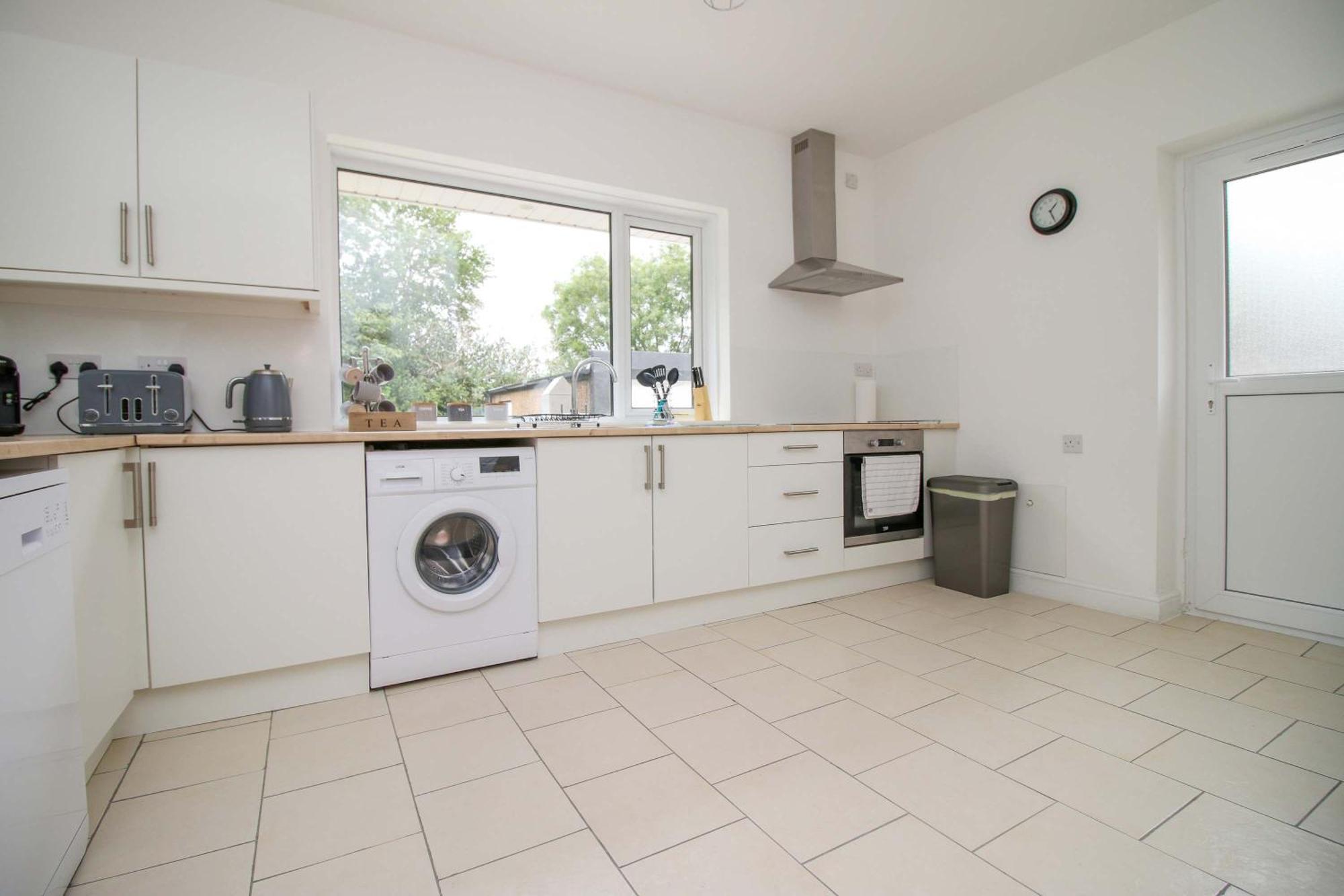 The Lockett Wonderful Large Bungalow Plympton, Plymouth Free Parking By Staystaycations Exteriér fotografie